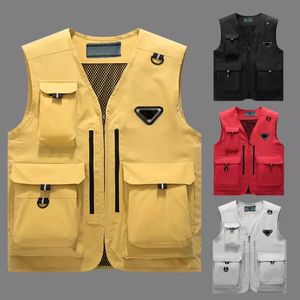 Designer herenvesten Jacket Tanktop Stylist Dames mannen Vest Outdoor Camping met meerdere zakken Hoge kwaliteit Paren Windvrije mouwloze jassen Parka