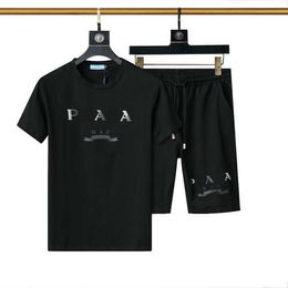 Designer Men Tracksuits Fashion Design T-shirt broek 2-delige sets korte shirts shorts suit