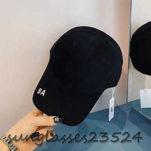 Designer Hommes Femmes Classique Alphabet casquette de baseball Snapback Cap Extérieur visière réglable Super haute qualité multi-couleur Chapeau noir avec broderie rose