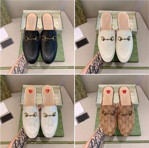 Diseñador Hombres Mujeres Sandalias con zapatos de flores correctos Estampado de serpiente Diapositiva Verano Sandalias planas anchas Zapatilla 35-43 con bolsa