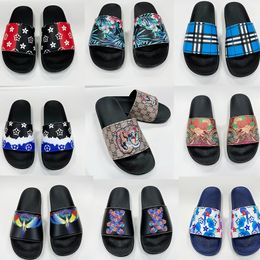 Designer Men Women Slippers In elkaar grijpen G Summer Beach Slides Rubberen Sandalen binnenshuis schoenen Lady Flops Sneakers Maat 36-45