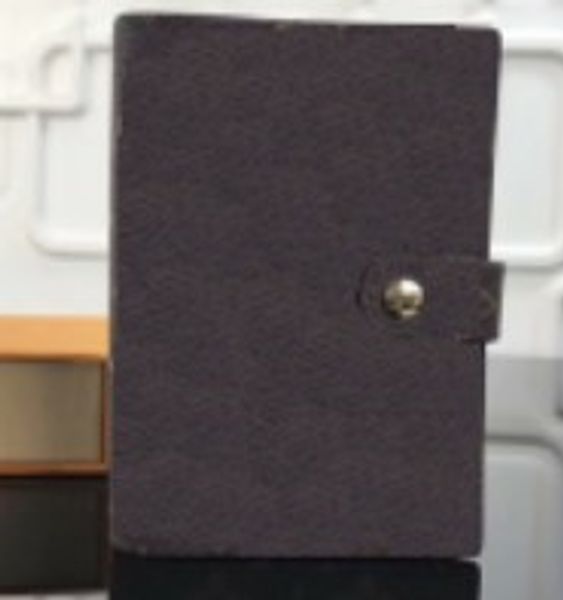 Designer HOMMES FEMMES Meilleur cadeau avec boîte de marque marron en cuir véritable carnet de notes passeport court cahiers portefeuille porte-carte d'identité livre d'enregistrement de réunion