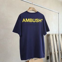 Designer Mens Ambush T-shirt à manches courtes lettres de poitrine réfléchie de base de base de concepteur masculin et de femmes TEES TEES COSTS C11 576