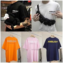 Diseñador Mens emboscada camiseta de manga corta letra reflectante de hombres y mujeres reflectantes Topas de pareja de hombres C11 C11