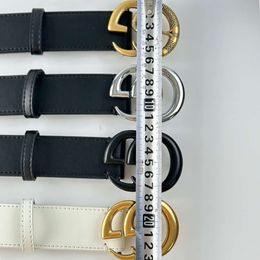 Designer Mens and Women Belt Pin Belts 5Color Buckle Classic Fashion Largeur décontractée 3,8 cm Taille 105-125 cm RM7E