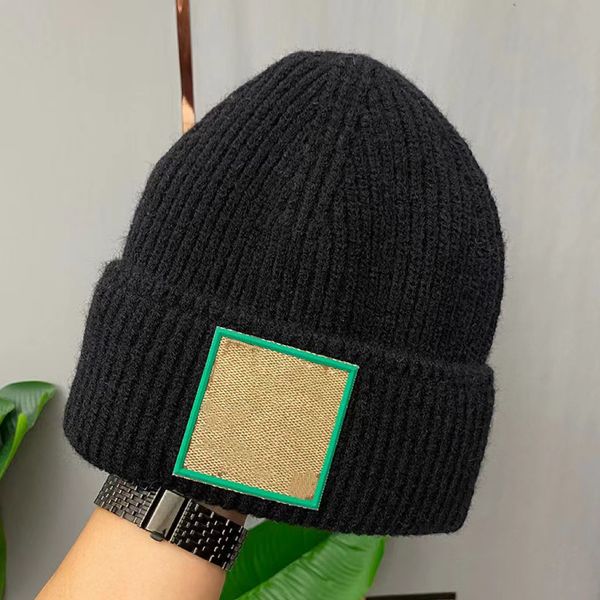 Diseñador para hombre Beanie Sombreros de punto para mujer Carta de lujo Gorras de calavera SKI de invierno Mantener caliente Piel de conejo Cachemira Casual Sombrero de moda al aire libre 14 colores