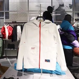 Diseñador para hombre chaquetas con capucha deportes rompevientos primavera otoño hombres cremallera completa chaqueta impermeable con capucha trinchera deporte al aire libre abrigos tren protector solar ropa chándal