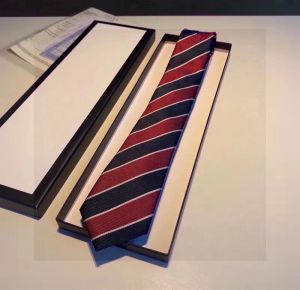 Designer Mens Silk Brand Neck Ties gestreepte stropdas voor mannen Formele zakelijke bruiloftsfeest Gravatas met doos en draagtas