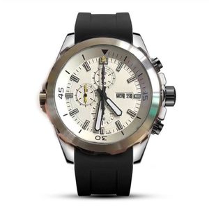 Diseñador Reloj deportivo para hombre Japón Movimiento de cuarzo Cronógrafo Relojes de pulsera negros Correa de caucho Hombre Relojes piloto Marca famosa Wristwa276K