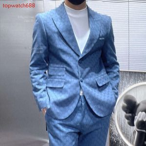 Designer Mens Suits Blazers Vêtements occidentaux hommes Classical Double Lettres Impression Blue Série Blazer Auteur d'automne