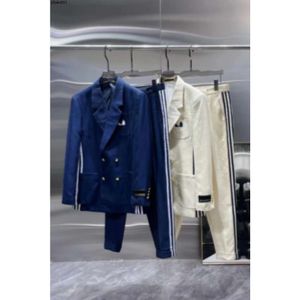 Costumes de styliste pour hommes, costumes de luxe, vêtements classiques, manteau de coopération, coupe cintrée, style occidental décontracté, blanc