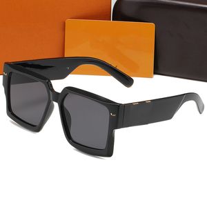 diseñador para hombre gafas de sol para mujer gafas de protección UV carta de gafas de sol de moda Anteojos casuales con caja Con caja
