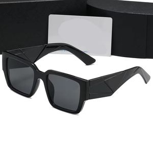 Diseñador para hombre gafas de sol para mujer gafas de sol Moda al aire libre Atemporal Estilo clásico Gafas Retro Unisex Gafas Deporte Conducción Estilo múltiple Tonos Con estuche
