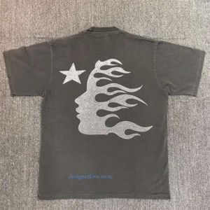 Designer Mens T-shirts lavés Gris Hells-Star Studios Shirt Men Femmes de haute qualité Black Top Tees T-shirt Haikyuu
