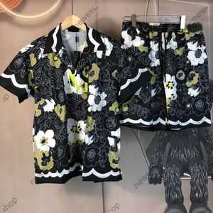 Designer Mens Tracksuits Summer Full Sky Star Color Block Print Sets Luxe shirts en shorts Casual Breeches katoenen sportpakken