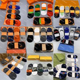 Designer Mens Women Socks Five Pair Luxury Brand Men Socks Pure Cotton Ademende Sport Socks Zomer korte pikken