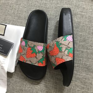 Diseñador para hombre para mujer Verano Playa Diapositiva Zapatillas casuales Señoras Zapatos cómodos Imprimir Flores de cuero Zapatillas