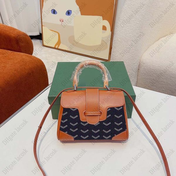Designer Messager Sacs d'épaule pour hommes Fonds Fashion Classic Handbags Sacs de main délicat Handle de bois de haute qualité avec boîte cadeau