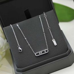 Diseñador Messikas Jewelry 2024 Nuevo versión alta Meijia Collar deslizante de tres diamantes cadena de cuello de colgante completo de colendiente