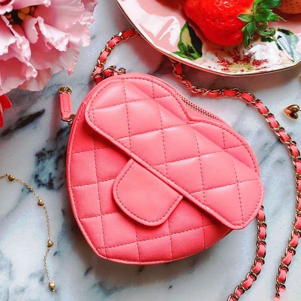 Designer Mini Half Moon Sac en selle en forme de coeur pour femme Luxury Pink Classic Clutch Clutch Crossbody Sac Fashion Hands sac à main 2 tailles