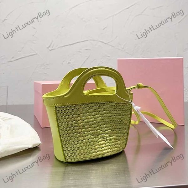 Diseñador mini bolsas de paja verdes claras bolsas de playa de verano Fashion Homossetal de hombro Cesta de comestibles Bolso de crochet de lujo bolso de viaje al aire libre 230701
