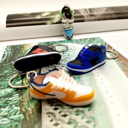 Designer Mini Sneaker Keychain Fashion Sport Shoe Key Chain Party Exquisite Model Hanger Schoolbag Decoratief