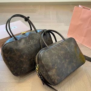 Designer Miui Leather Hobo Travel Shopper Sacs Angle de luxe pour femmes Sac Pochette Sac Homme sac à main