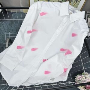 Designer Miumiues Chemises Blouses pour femmes Simple Summer Pink Letter Broidered pour femmes