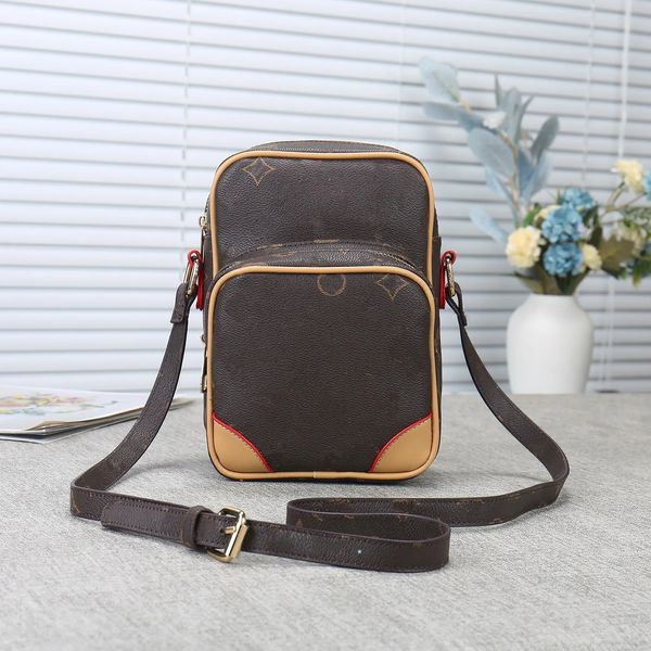 Diseñador Teléfono móvil Bolsas Tote Amazone Bolsa de compras Mensajero de cuero Maquillaje Damas con correa para el hombro Embrague Hombres Mujeres Monedero Dhgate CrossBody Bags