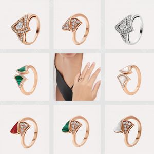 Ontwerper Moissanite18k elegante en charmante moederschelp diamanten ring S925 modieuze en gepersonaliseerde meisjesring
