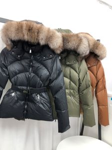 Parkas de styliste pour femmes, Badge brodé avec chapeau, col en fourrure épaissi pour la chaleur, veste d'hiver