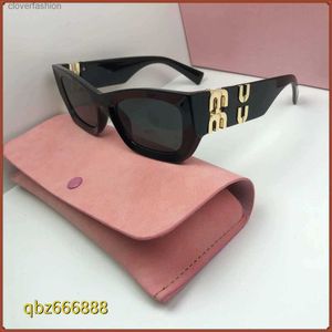 Designer Mu Femmes Hommes Ovale Cadre Lunettes UV Vente Chaude Propriété Carré Lunettes De Soleil Jambes En Métal Miu Lettre Conception SMU09WS SMU11WS Lunettes