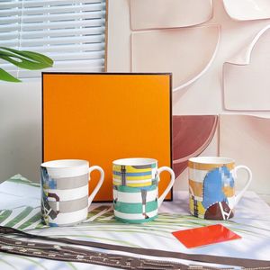 Designer Mokken Sets Bone China mok driedelige water koffiebek Coffee Cupide Home Office cadeau Steed Patroon paar Cups