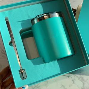 Chasse de créateurs multicolores avec cuillère à café en acier inoxydable à double couche tasse de lait mignon tasse de café isolée avec boîte