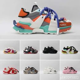 Designer Multicolor Space Sneakers Plaque Pop Couleur Pop Matching Chaussures de course épaisses Sole Trend Lumière Luxur