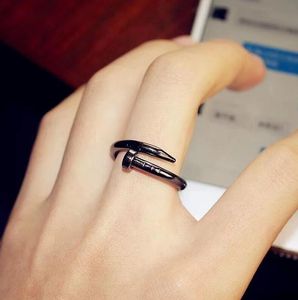 Designer Nail Ring Luxe Carti Sieraden Midi liefde Ringen Voor Vrouwen Titanium Staal Legering Verguld Proces Mode Accessoires Vervagen Nooit Niet Allergisch rode tas