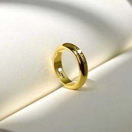 Anillo de uñas de diseñador Joyería de lujo Anillos de amor midi para mujeres Aleación de acero de titanio Proceso chapado en oro Accesorios de moda Nunca se desvanecen Regalo no alérgico AAA