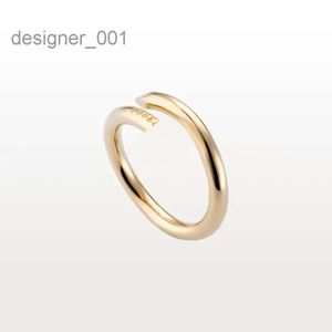 Designer nagelring Luxe sieraden Midi Love slechts een ringen voor vrouwen titanium stalen legering Goldplated proces mode -accessoires vervagen nooit niet allergisch st 6d6r
