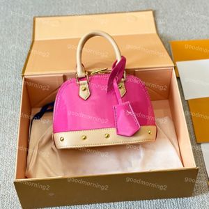 Diseñador Nano Handbag Bolss Bolsos de hombro Classic Shell Bag V Letter Women Tote Luxury Patent Bolsos bolsos Bolsas Totas Bolso a mano 3 colores para Lady 18 cm Tamaño
