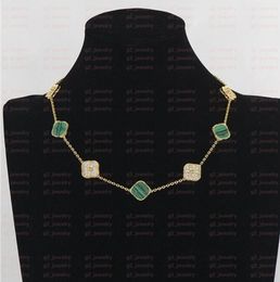 designer necklace Marque Pendentif 10 fleur Collier De Mode Ensemble avec diamants Élégant Trèfle Colliers pour Femme Bijoux Cadeau Qualité 7 Couleurs