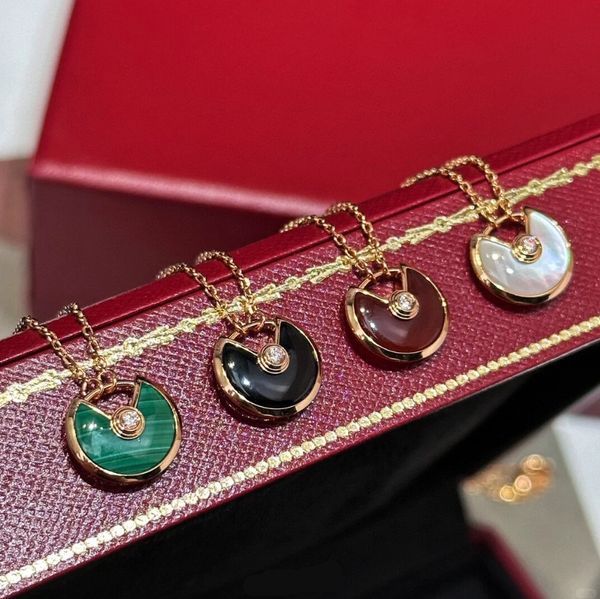 Collier de créateur d'amulette Cercle Diamond Gold Collier Designer Jewelry Woman Mans Classic Luxury Bijoux Charmes Pendant Collier Collier Gift Girl Chain