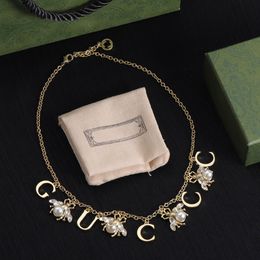 Collier de créateur collier de diamants collier d'abeille de perle G cadeau de bijoux
