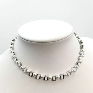 Collar de diseñador elegante para mujer, collar clásico de suéter de perlas, cadena de joyería de cristal para fiesta de moda para mujer