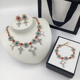 Collier de créateur pour porte-clés en diamant Woaman Top produits de luxe Colliers Chaîne Fourniture de bijoux de mode de qualité