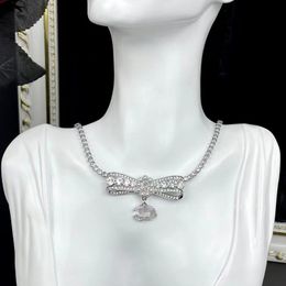 Collier de créateur pour femmes, collier à franges de fleurs en diamant, colliers ras du cou de luxe