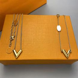 Collier de créateur en or Love V Bracelets Bracelet longs colliers pour femmes bijoux de mode cadeau d'anniversaire à la mode Luxus-Halskette Lux285S