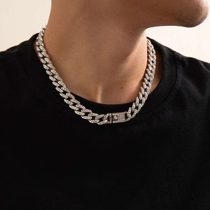 Collar de diseñador Hip Hop Collar personalizado Collar Collar Mens Caqueta de cuello de diamante Full Diamond Accesorios Minimalistas únicos