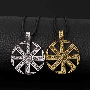 Collier de créateur Bijoux de luxe Double face Slave Kolovrat Pendentif Étoile de Russie Roue Nordique Viking Runes Amulette Talisman
