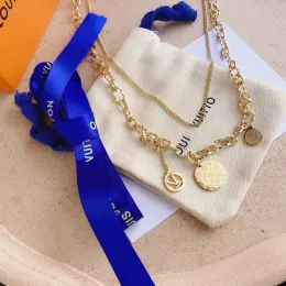 Collana di design Gioielli di lusso Ciondolo Collane d'oro Accessori eleganti per donna e uomo Regali squisiti