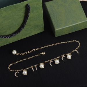 Designer ketting Luxe kettingen voor vrouwen Hangerkettingen Parelkettingen Letters Gouden kettingen Europese en Amerikaanse mode